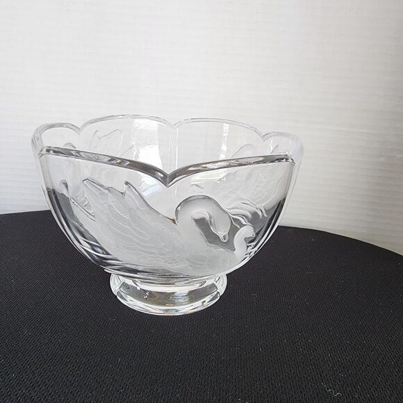 Teleflora Swan Bowl 24% Lead Crystal Clear & Frosted Glass Candy Dish Gift Vtg - Picture 1 of 11